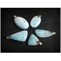 Pendentifs en larimar